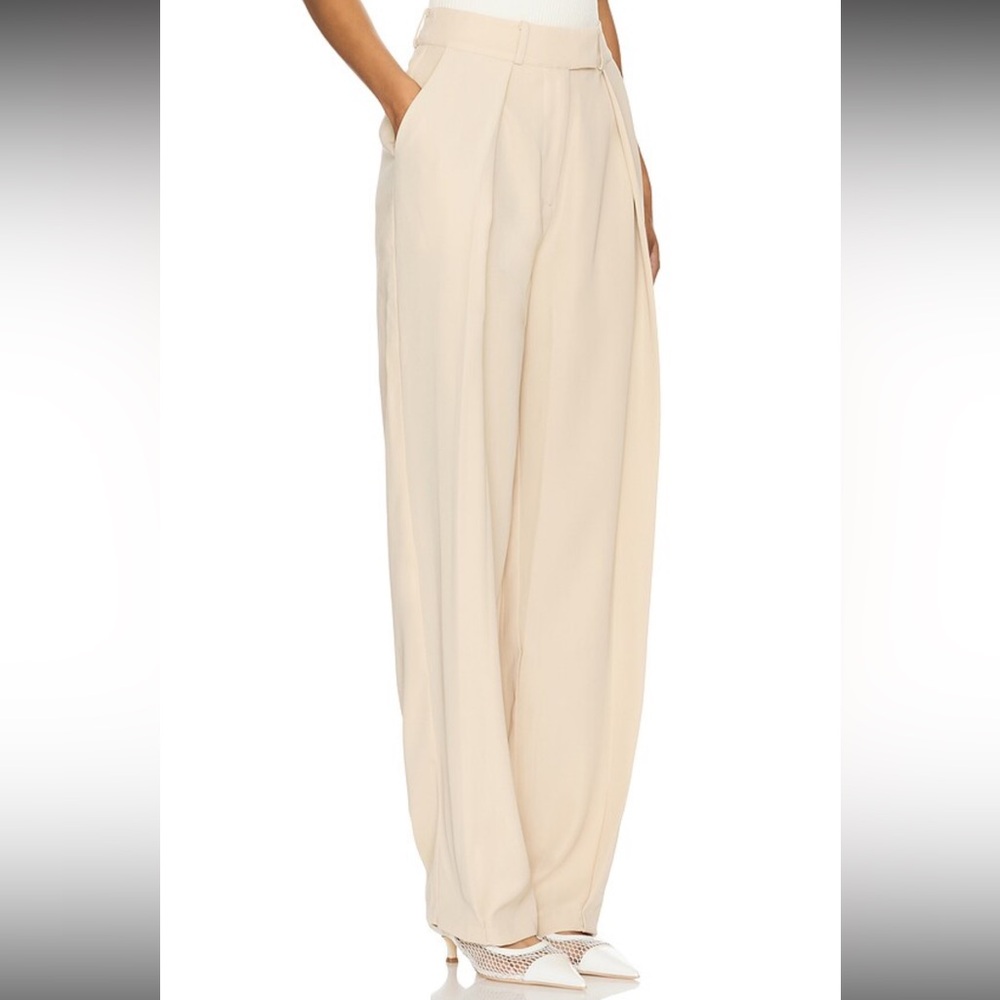 Lovers and Friends Victoria Pant in Beige Neutral Medium